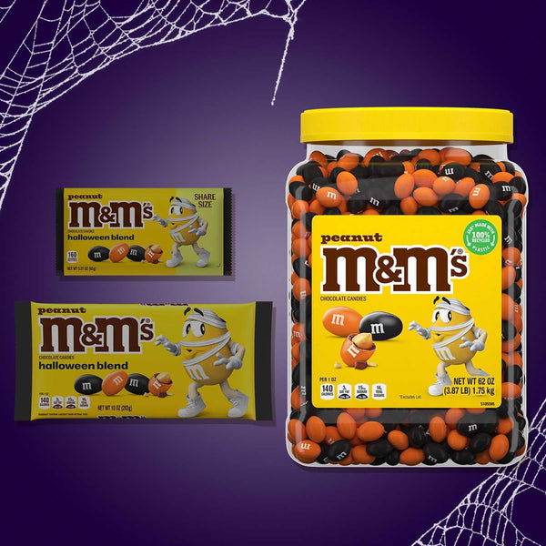 M&M'S Peanut Milk Chocolate Halloween Candy, 62 oz.
