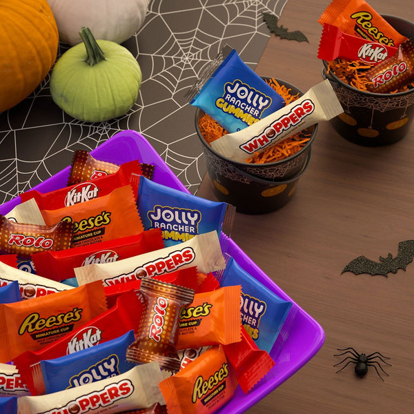 HERSHEY'S Variety Pack Halloween Candy, 400 pcs.