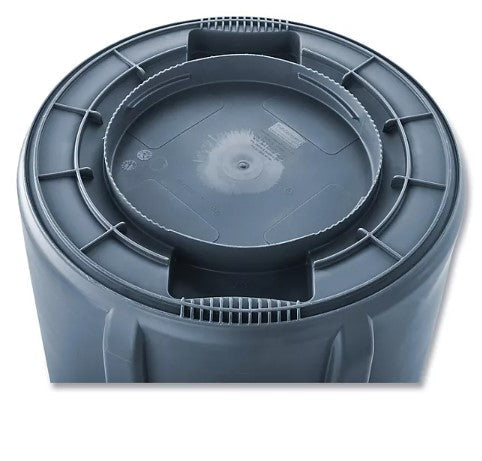 Rubbermaid Brute Trash Can, 32 gal.